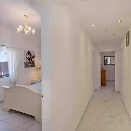 Casa Emella Luxury Вилла Албуфейра