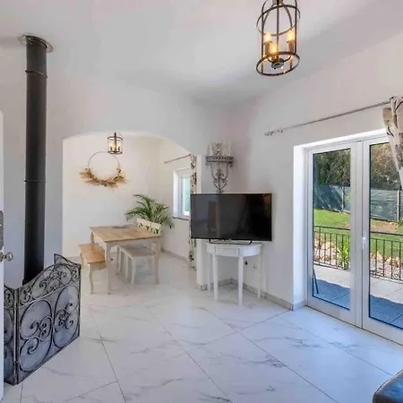 Casa Emella Luxury البوفيرا