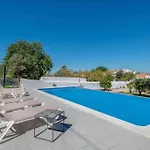 Casa Emella Luxury Villa